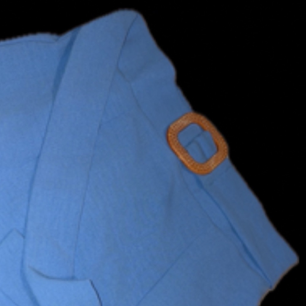 Great for spring, nice blue French style skirt never worn.